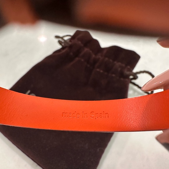 AUTHENTIC LOUIS VUITTON LEATHER BRACELET MAISON FONDEE EN 1854 ORANGE GOLD - Picture 7 of 10